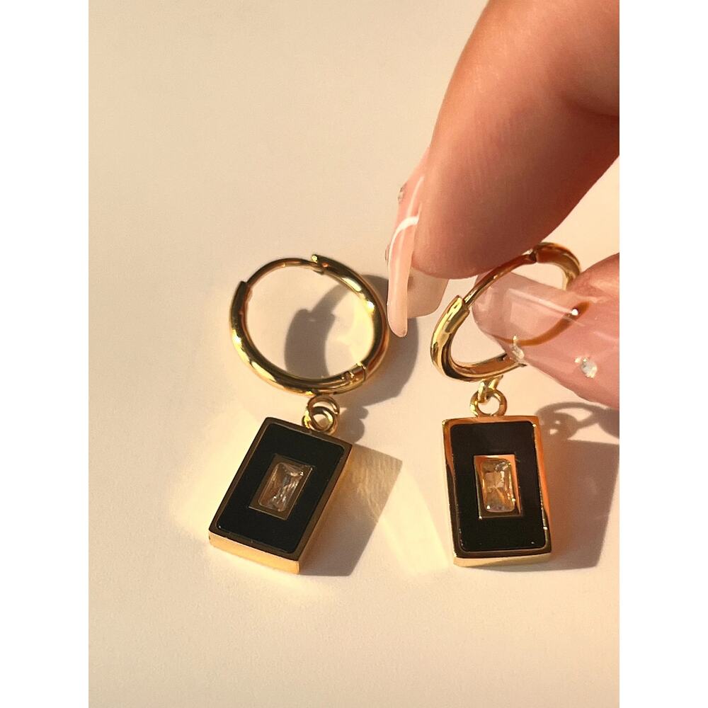 Black Vintage Style Acrylic Pendant Earrings‎ 18K Gold Plated Stainless Steel - Picture 9 of 11